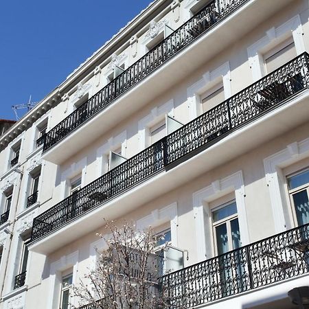 Hotel La Villa Tosca Кан Екстериор снимка