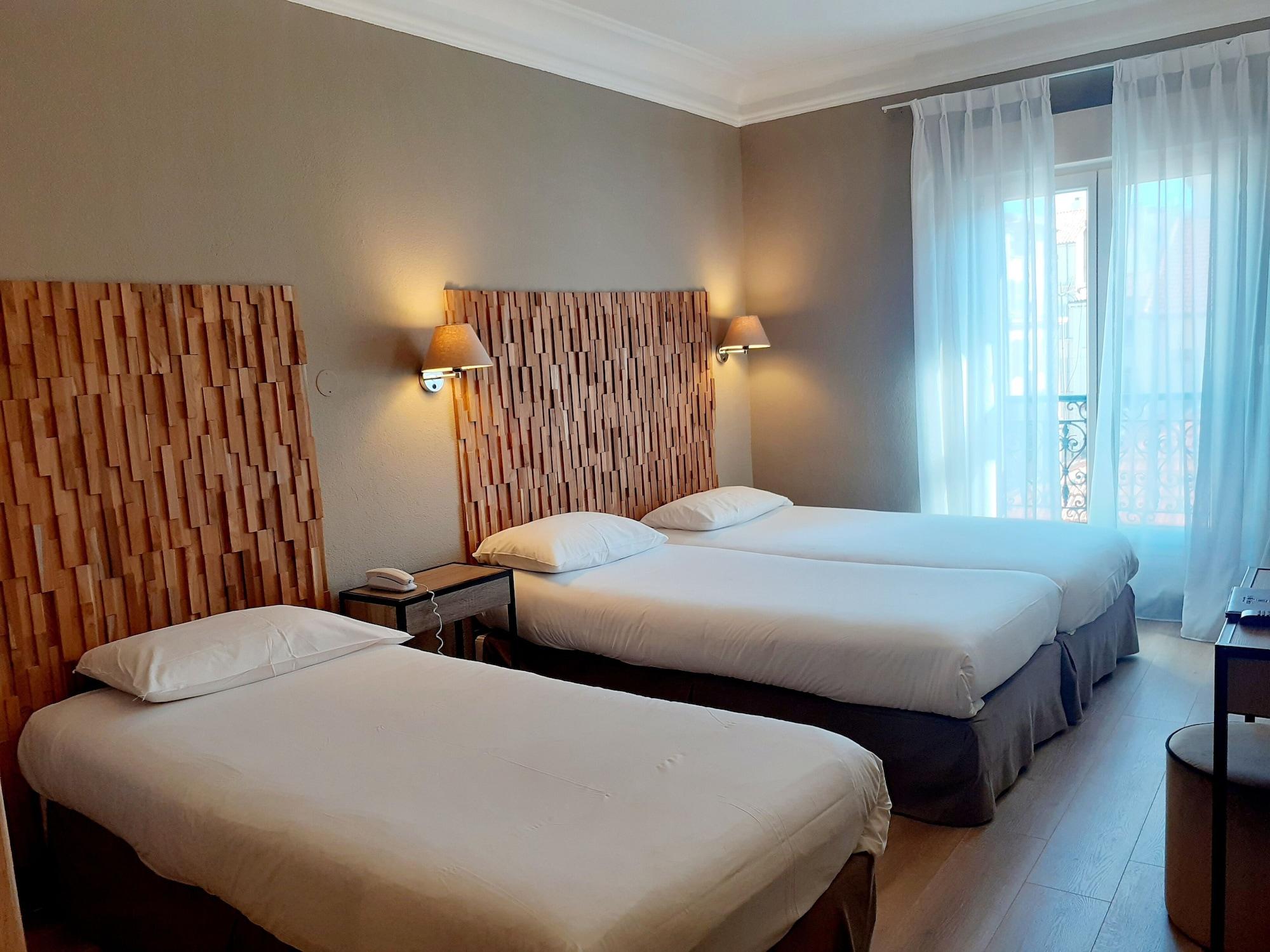 Hotel La Villa Tosca Кан Екстериор снимка