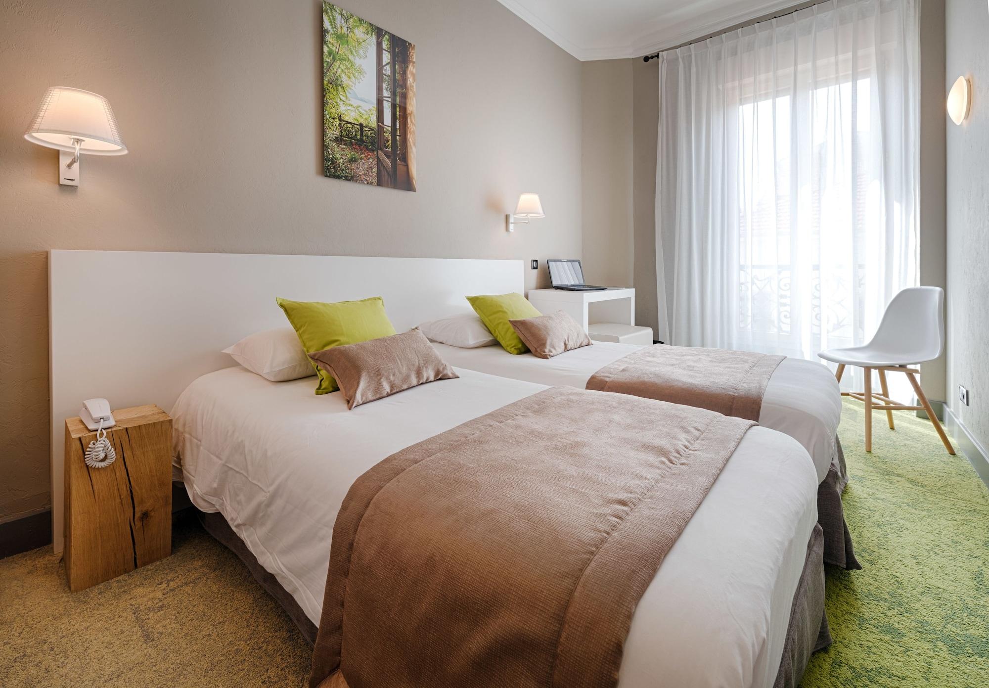 Hotel La Villa Tosca Кан Екстериор снимка