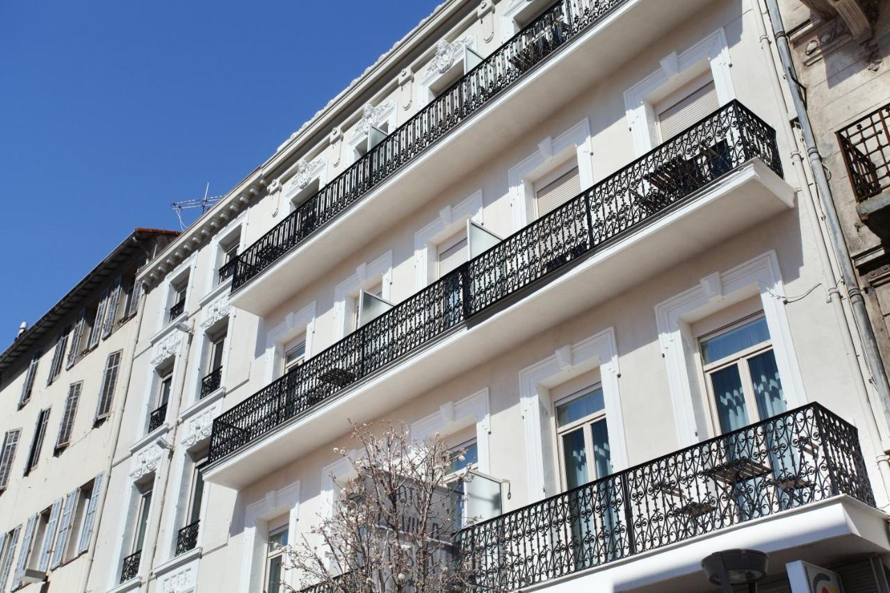 Hotel La Villa Tosca Кан Екстериор снимка
