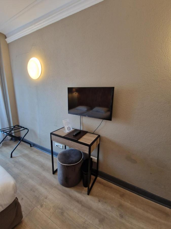 Hotel La Villa Tosca Кан Екстериор снимка