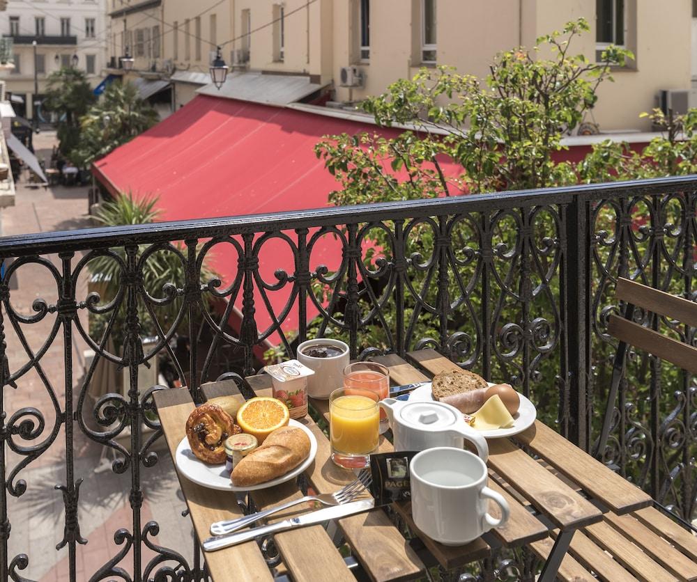 Hotel La Villa Tosca Кан Екстериор снимка