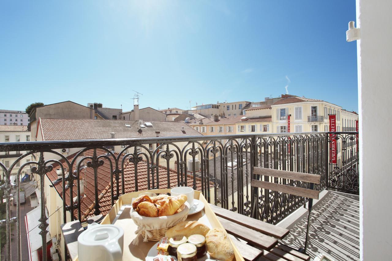 Hotel La Villa Tosca Кан Екстериор снимка
