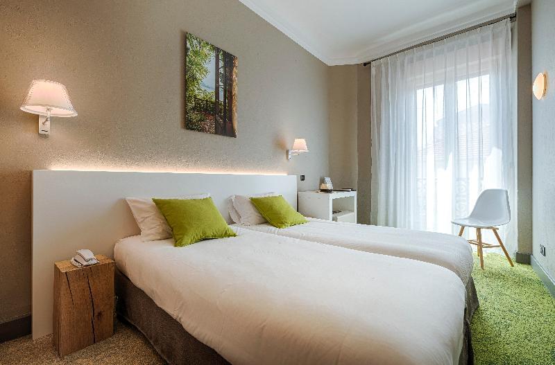 Hotel La Villa Tosca Кан Екстериор снимка