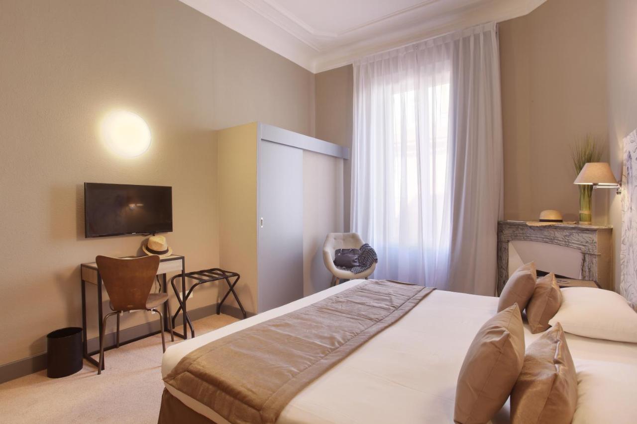 Hotel La Villa Tosca Кан Екстериор снимка